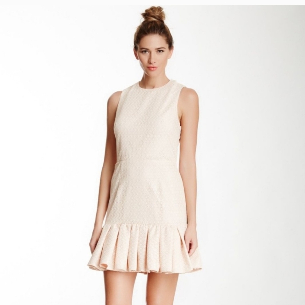 Jill Stuart Blush colored lace, open back, dress by Jill Stuart. Size 10 NWT